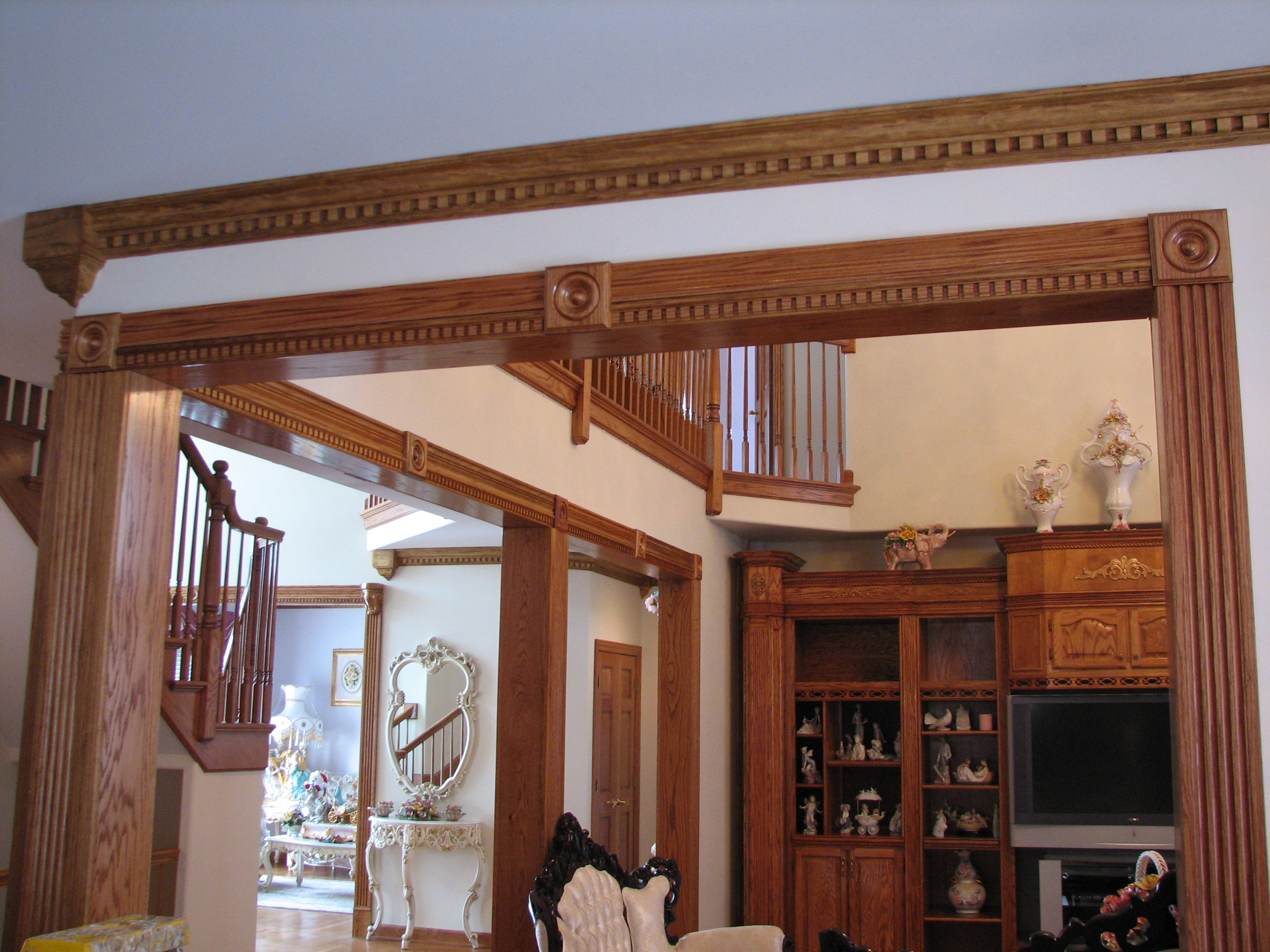 chicago palos park tinley park crestwood oak forest painting contractor wallpaper carpentry ceramic tile vinyl tile wood molding trim